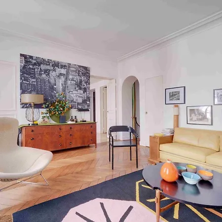 Bright Family Duplex - 3 Bedrooms