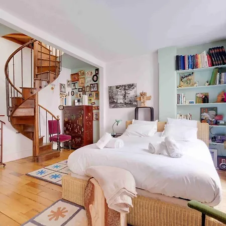 Bright Family Duplex - 3 Bedrooms