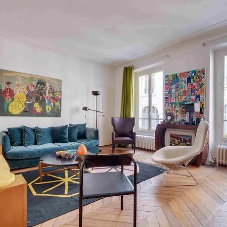 Bright Family Duplex - 3 Bedrooms Apartment