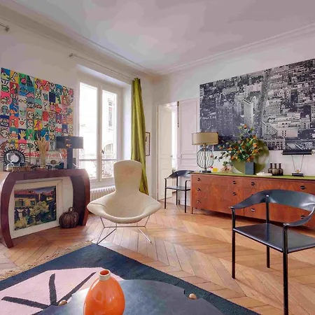 Bright Family Duplex - 3 Bedrooms Paris